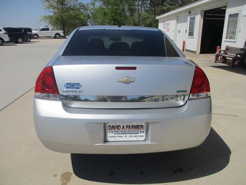 Used 2011 Chevrolet Impala LS FWD image 14