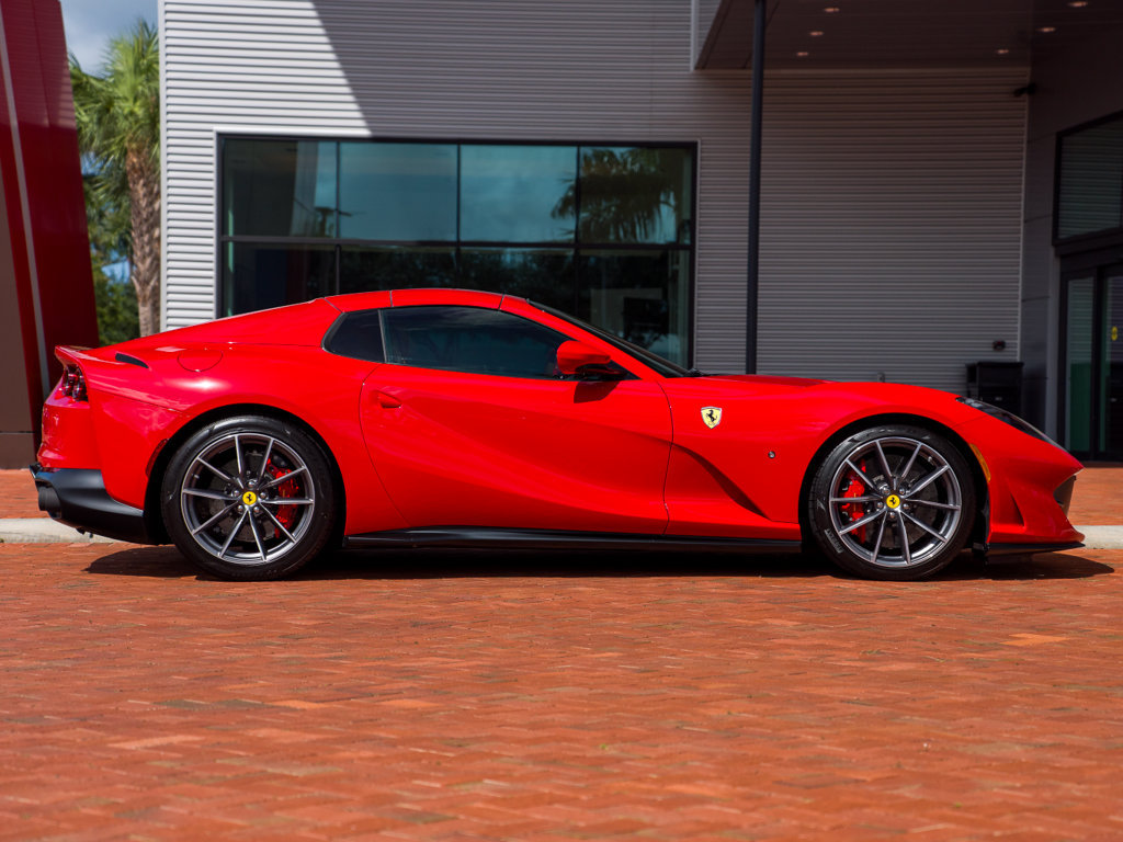 Certified 2022 Ferrari 812 GTS RWD image 33