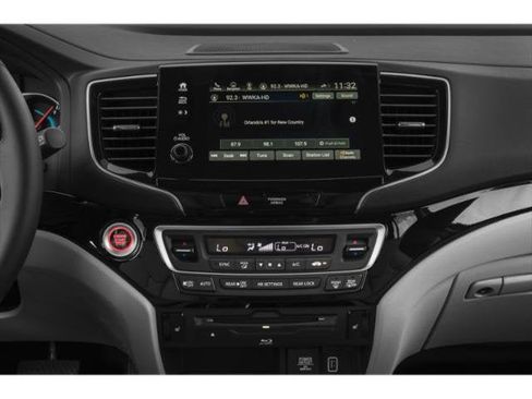 Used 2019 Honda Pilot Touring image 10