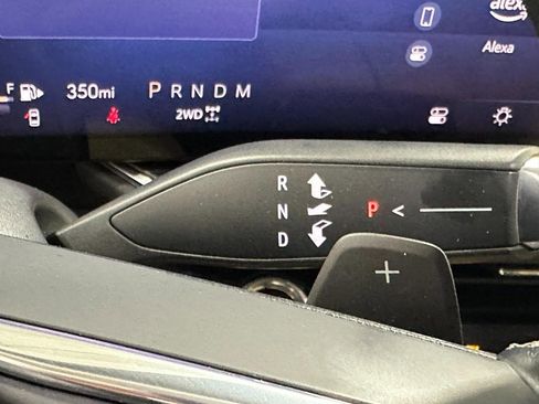 Used 2024 Buick Envision Preferred image 31