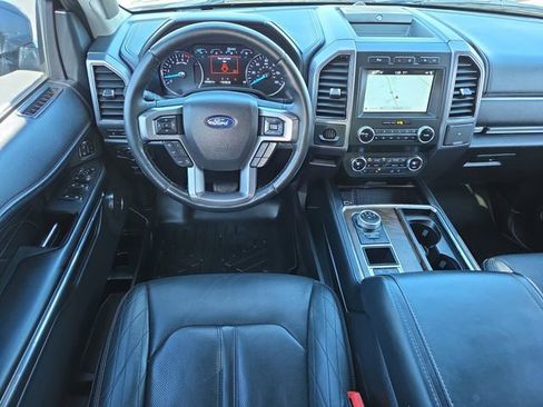 Used 2019 Ford Expedition Platinum image 13