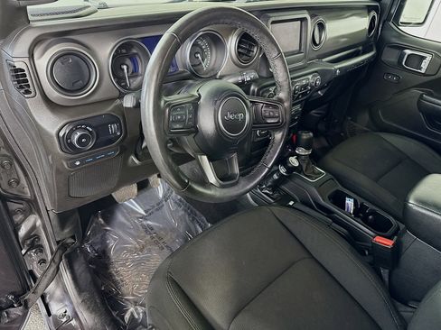 Used 2023 Jeep Wrangler Unlimited w/ Cold Weather Group image 23