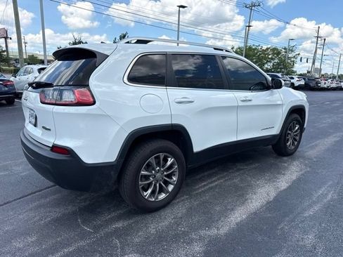 Used 2020 Jeep Cherokee Latitude Plus w/ Cold Weather Group AWD/4WD image 6