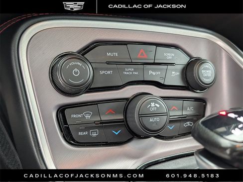Used 2022 Dodge Challenger R/T w/ Plus Package image 12