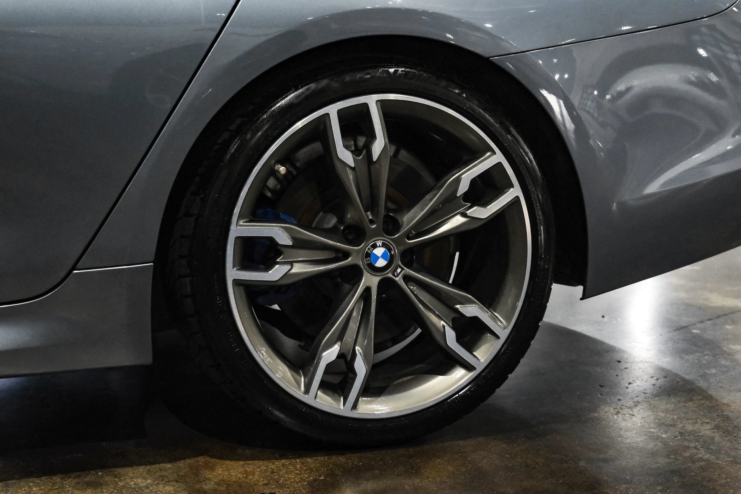 Used 2020 BMW M550i xDrive w/ Executive Package AWD/4WD image 61
