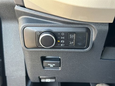 Certified 2025 Ford Bronco Big Bend image 34