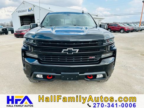 Used 2020 Chevrolet Silverado 1500 LT Trail Boss AWD/4WD image 8