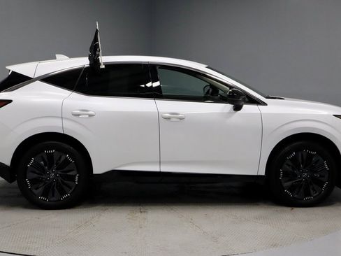 Certified 2025 Nissan Murano Platinum w/ Cargo Package image 14