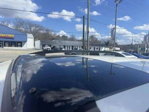 Used 2020 Subaru Crosstrek 2.0i Limited w/ Moonroof Package image 9