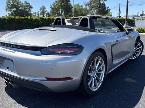 Used 2017 Porsche 718 Boxster S RWD image 5
