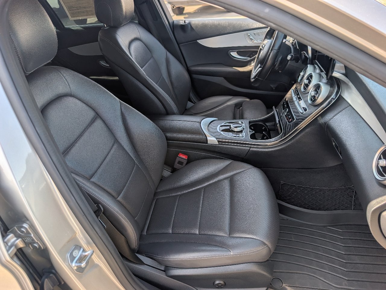 Used 2019 Mercedes-Benz C 300 Sedan w/ Premium Package image 8