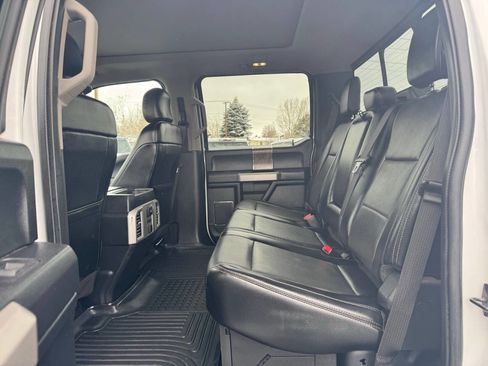 Used 2017 Ford F250 Lariat w/ FX4 Off-Road Package image 31