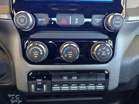 New 2026 RAM 5500 Tradesman w/ Chrome Appearance Group AWD/4WD image 15