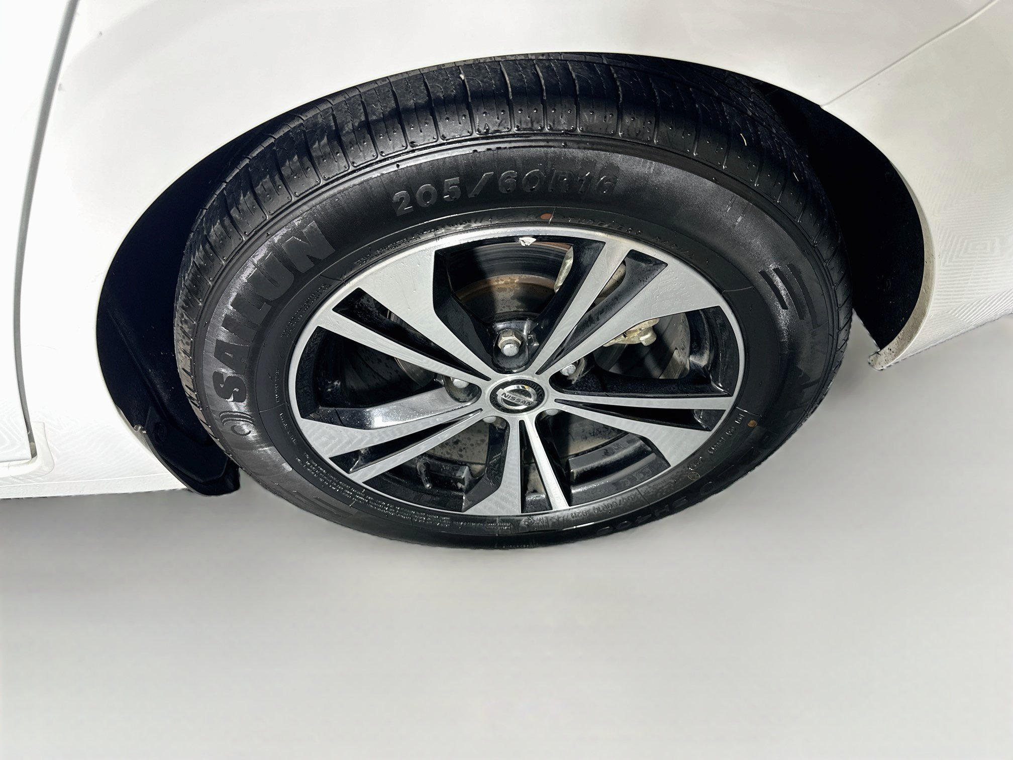 Used 2023 Nissan Sentra SV w/ Trunk Package FWD image 11