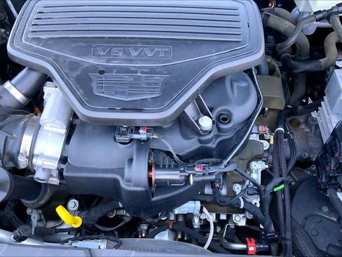 Used 2017 Cadillac XT5 Premium Luxury FWD image 33