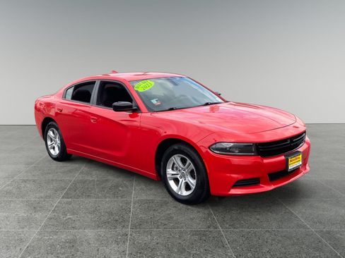 Used 2023 Dodge Charger SXT RWD image 7