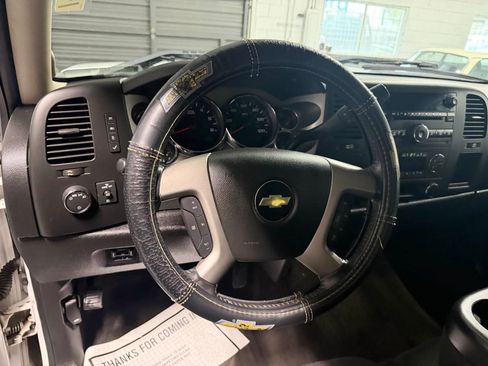 Used 2013 Chevrolet Silverado 1500 LT w/ All-Star Edition AWD/4WD image 12
