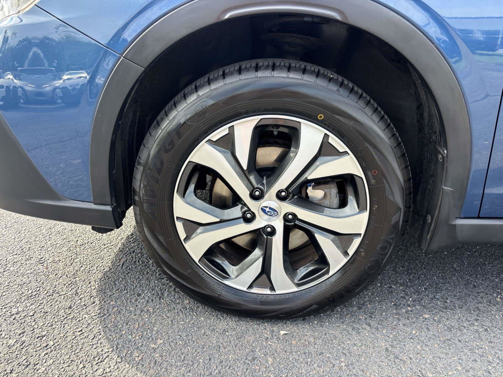 Used 2022 Subaru Outback Limited AWD/4WD image 9