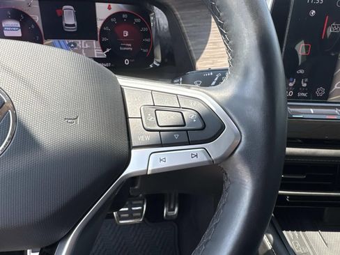 Used 2025 Volkswagen Atlas SEL Premium R-Line AWD/4WD image 25