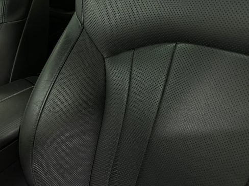 Used 2017 Genesis G80 3.8 w/ Option Group 02 image 17