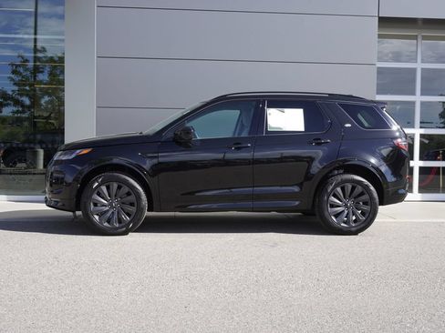 Used 2025 Land Rover Discovery Sport S AWD/4WD image 8