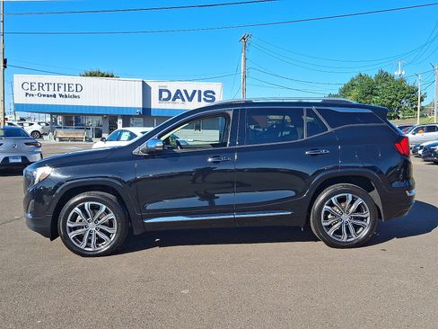 Used 2020 GMC Terrain Denali w/ Denali Premium Package image 7