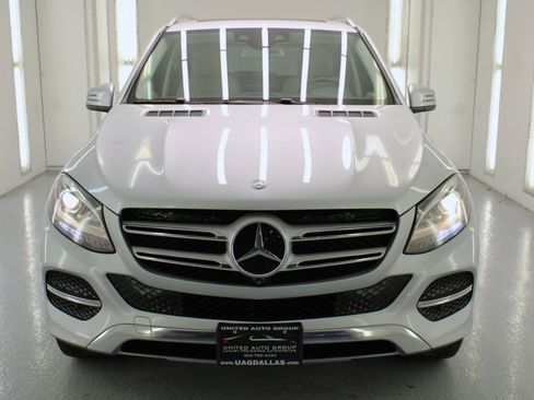 Used 2016 Mercedes-Benz GLE 350 w/ Premium Package image 3