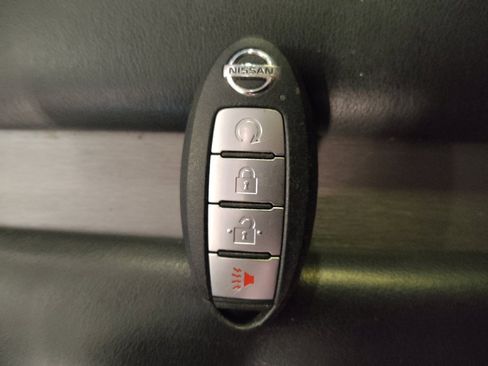 Used 2019 Nissan Murano SV w/ Premium Package image 32