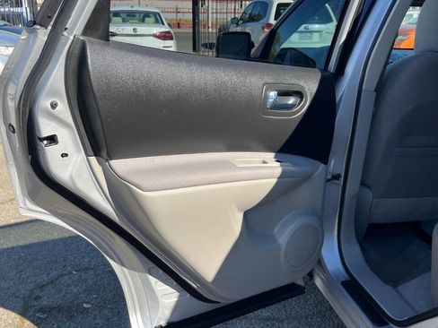 Used 2012 Nissan Rogue S w/ Special Edition Pkg image 21