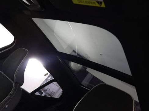 Used 2023 Volvo XC40 Recharge Plus AWD/4WD image 37