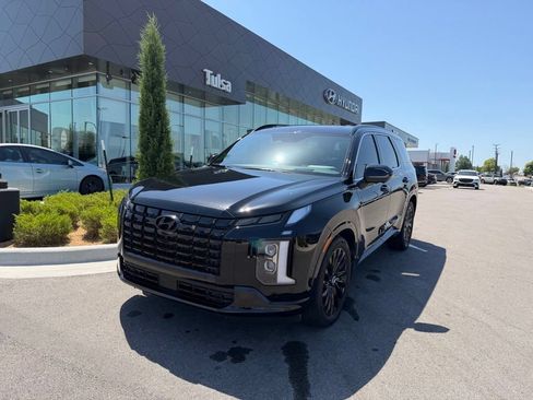 Certified 2025 Hyundai Palisade Calligraphy AWD/4WD image 2
