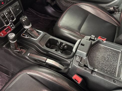 Used 2020 Jeep Gladiator Rubicon AWD/4WD image 47