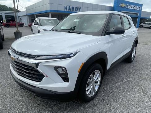 New 2026 Chevrolet TrailBlazer LS FWD image 6