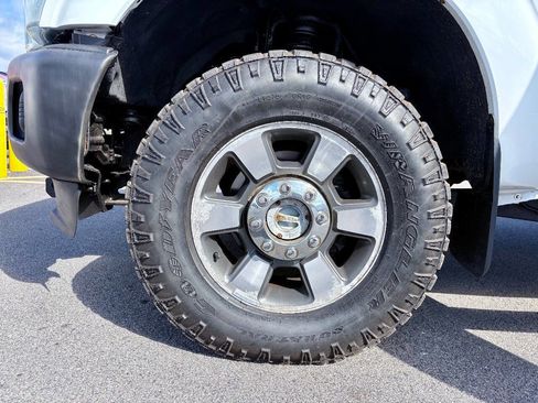 Used 2011 Ford F250 Lariat w/ Chrome Pkg image 37