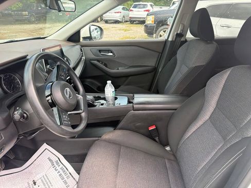 Used 2021 Nissan Rogue SV FWD image 17