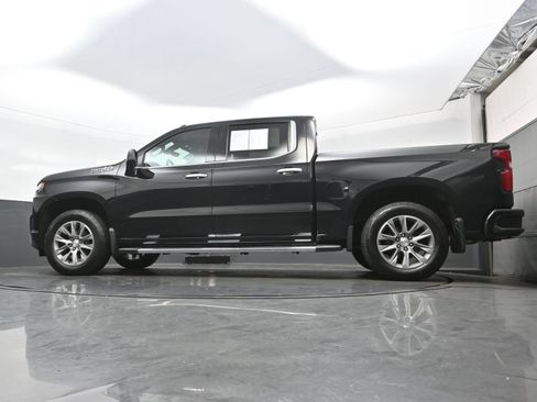 Used 2021 Chevrolet Silverado 1500 High Country w/ Technology Package AWD/4WD image 28