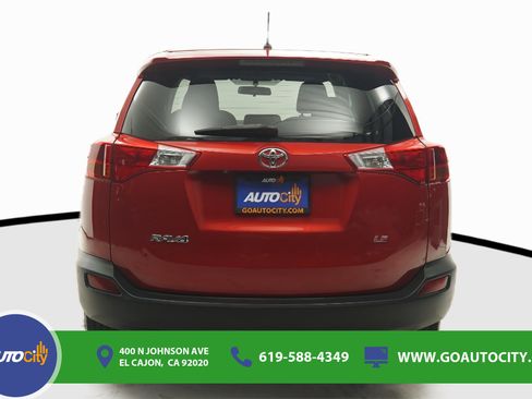 Used 2015 Toyota RAV4 LE FWD image 12