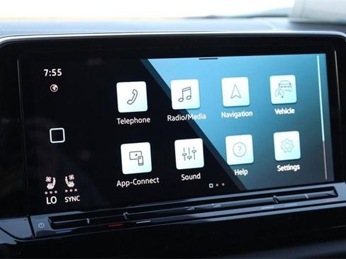 New 2026 Volkswagen Atlas Cross Sport SE image 11