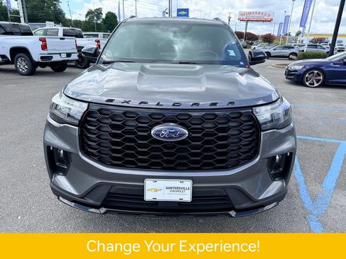 Used 2025 Ford Explorer ST-Line w/ ST-Line Street Pack AWD/4WD image 20