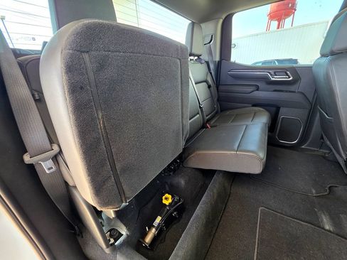 Used 2025 GMC Sierra 1500 SLT AWD/4WD image 63