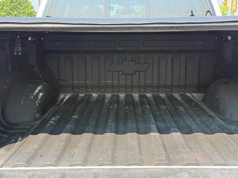 Used 2017 Chevrolet Colorado Z71 AWD/4WD image 5