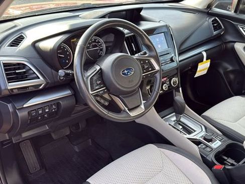 Used 2022 Subaru Forester Premium image 10