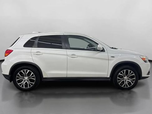 Used 2018 Mitsubishi Outlander Sport SE AWD/4WD image 11