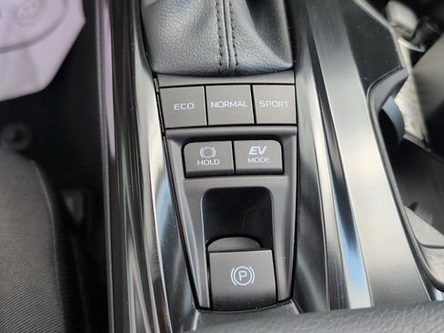 Used 2026 Toyota Camry LE FWD image 29