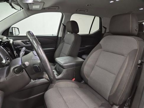 Used 2018 Chevrolet Traverse LT image 20