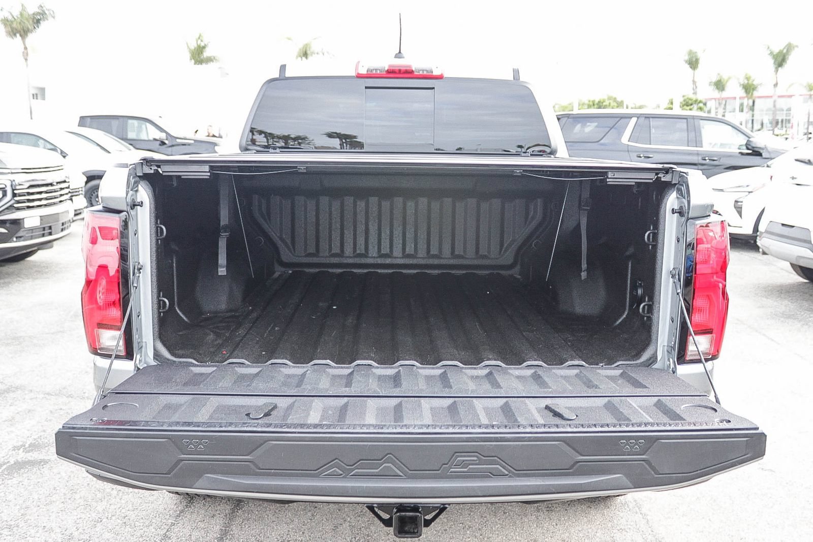 Used 2025 Chevrolet Colorado Z71 AWD/4WD image 22