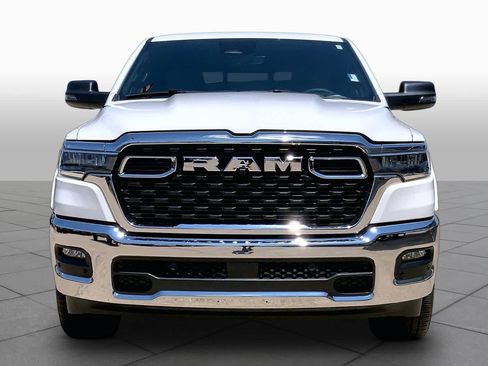 Used 2025 RAM 1500 Big Horn AWD/4WD image 4