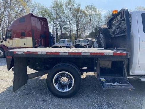 Used 2024 Chevrolet Silverado 3500 LT w/ Convenience Package image 65