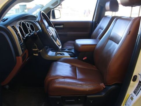 Used 2016 Toyota Sequoia Platinum image 8