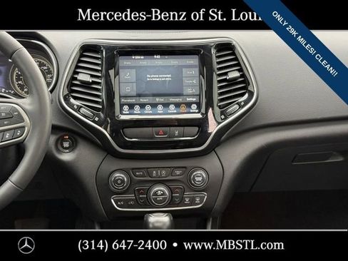 Used 2022 Jeep Cherokee Limited image 14